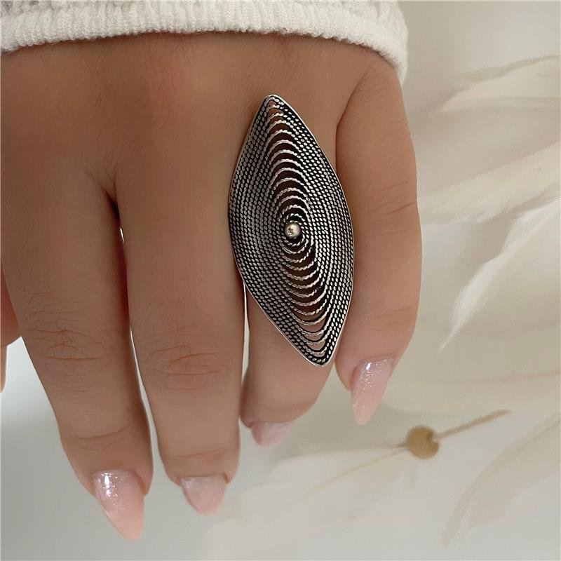 ANEL GRANDE PRATA 925 LINHAS LOSANGO