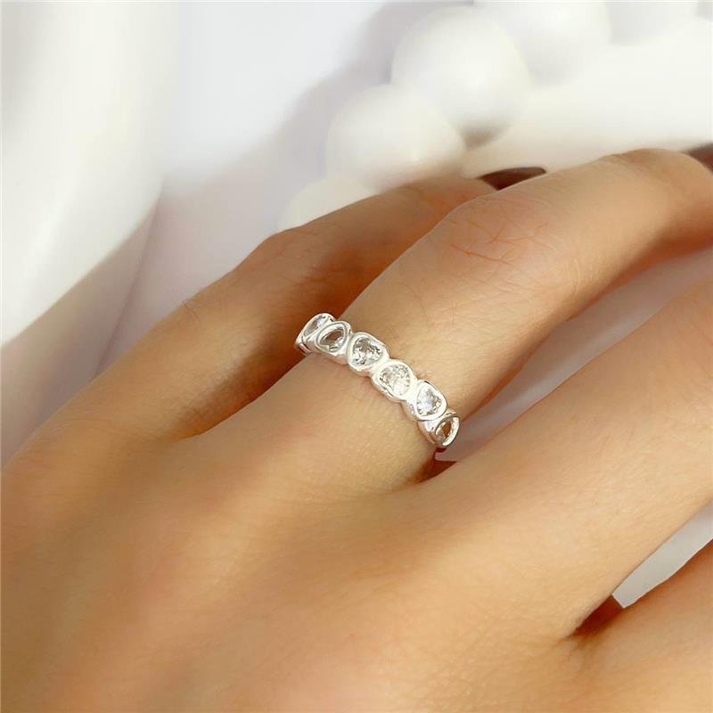 ANEL PRATA 925 7 CORAÇÕES CRAVEJADOS COM ZIRCÔNIAS