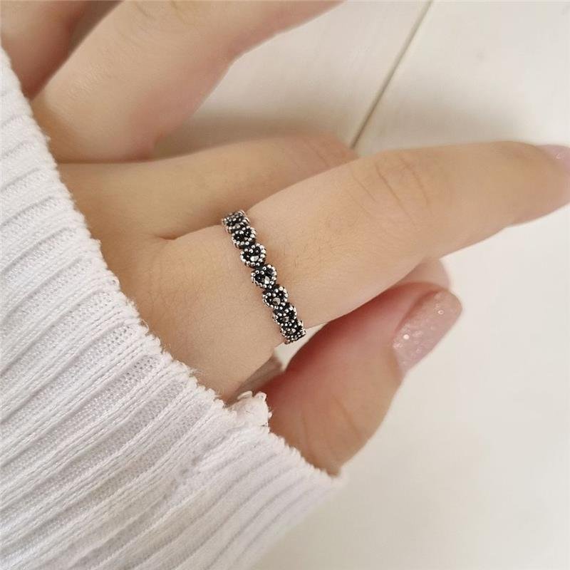 ANEL PRATA 925 ALIANÇA CORAÇÕES CRAVEJADOS