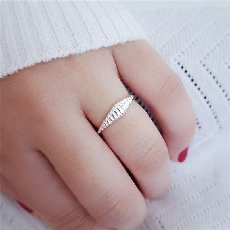 ANEL PRATA 925 ALIANCINHA FRISOS TRABALHADO