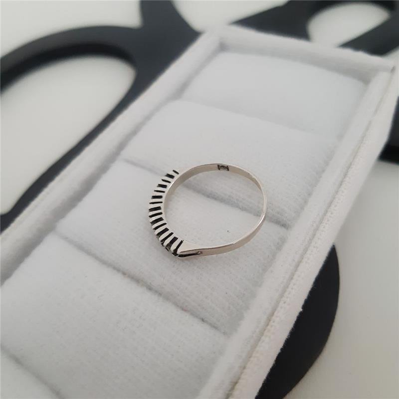 ANEL PRATA 925 APARADOR MEIA ALIANÇA COM PEDRA