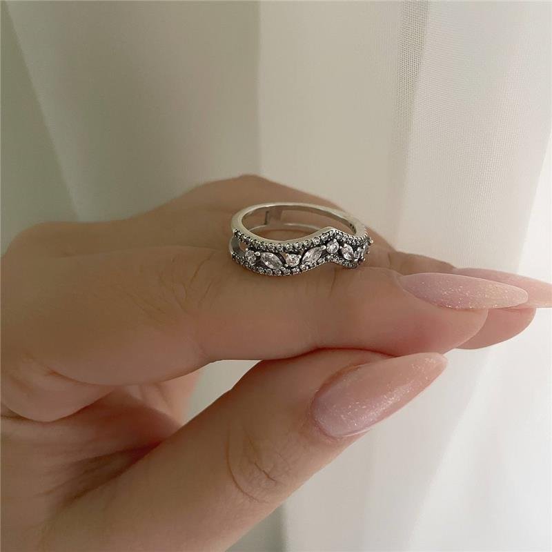 ANEL PRATA 925 BICO DUPLO CRAVEJADO