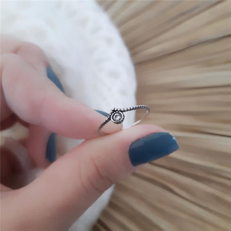 ANEL PRATA 925 BICO TRABALHADO COM PEDRA