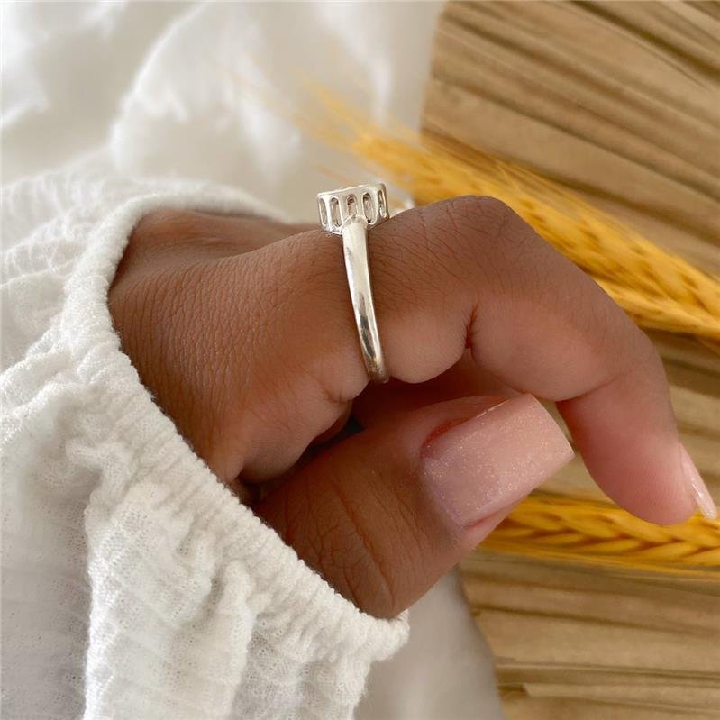 ANEL PRATA 925 CÍRCULO CRAVEJADO