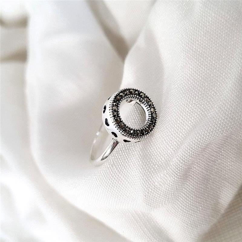 ANEL PRATA 925 CÍRCULO CRAVEJADO CORAÇÕES VAZADOS