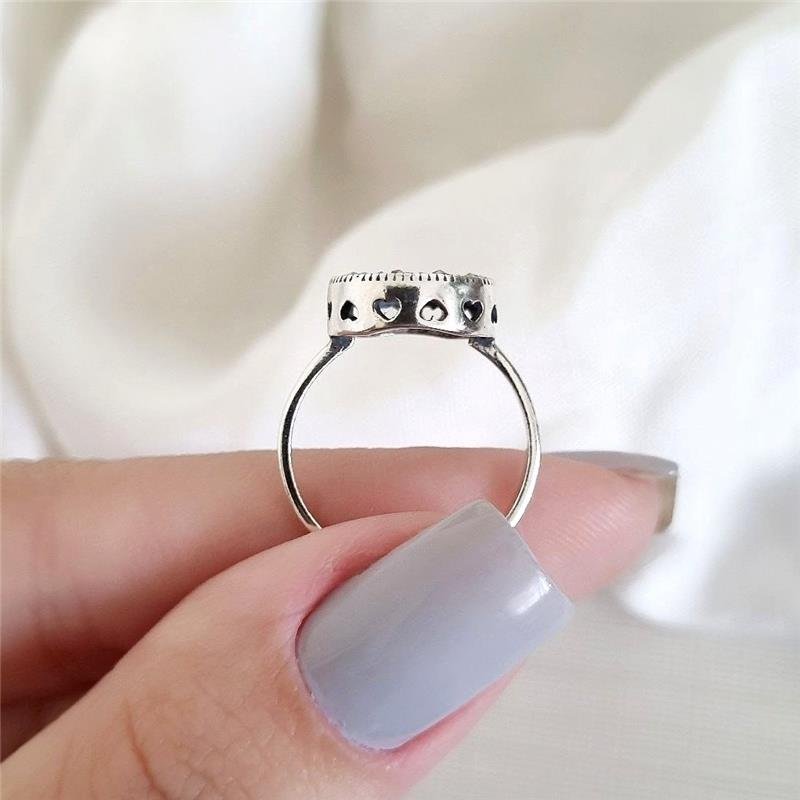 ANEL PRATA 925 CÍRCULO CRAVEJADO CORAÇÕES VAZADOS