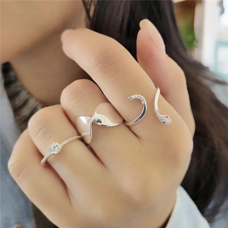 ANEL PRATA 925 COBRA REGULÁVEL COM PEDRA 