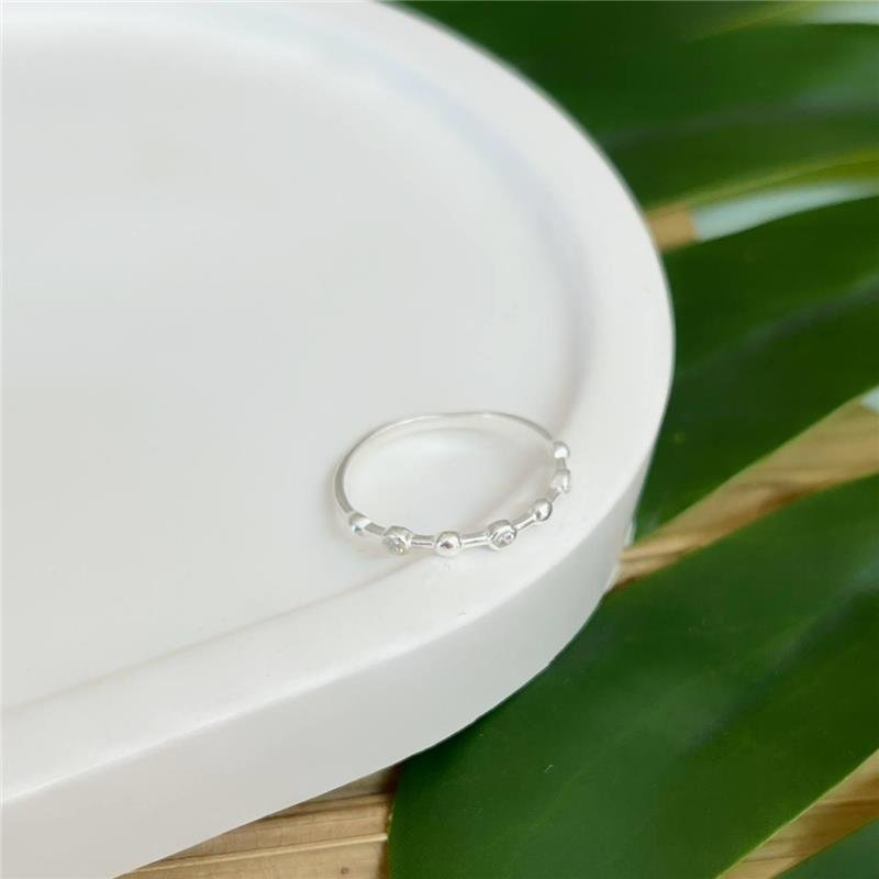 ANEL PRATA 925 COM 8 PONTO LUZ ZIRCÔNIA