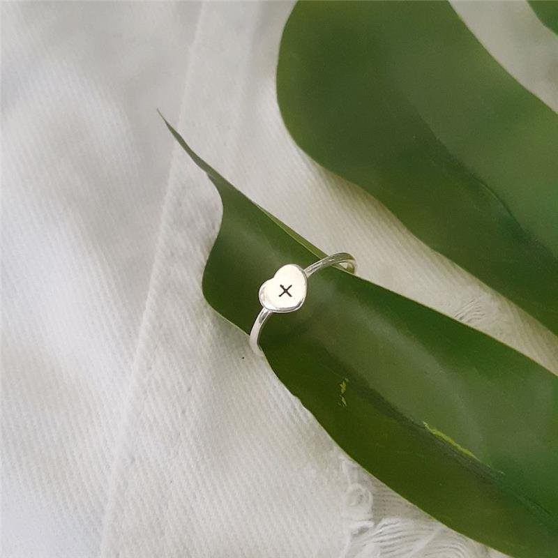 ANEL PRATA 925 CORAÇÃO COM CRUZ 