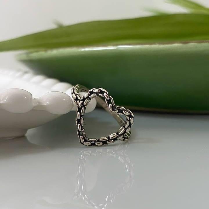 ANEL PRATA 925 CORAÇÃO DE CORRENTES