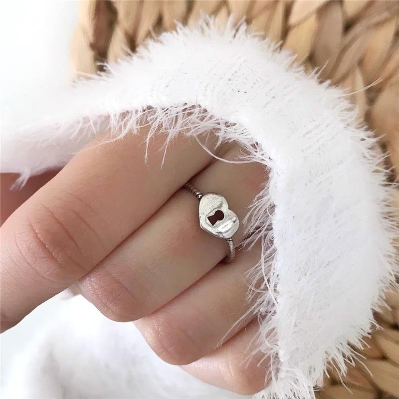 ANEL PRATA 925 CORAÇÃO FECHADURA