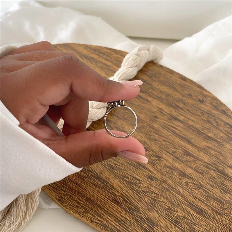 ANEL PRATA 925 CORAÇÃO LOVE DETALHE PEDRAS