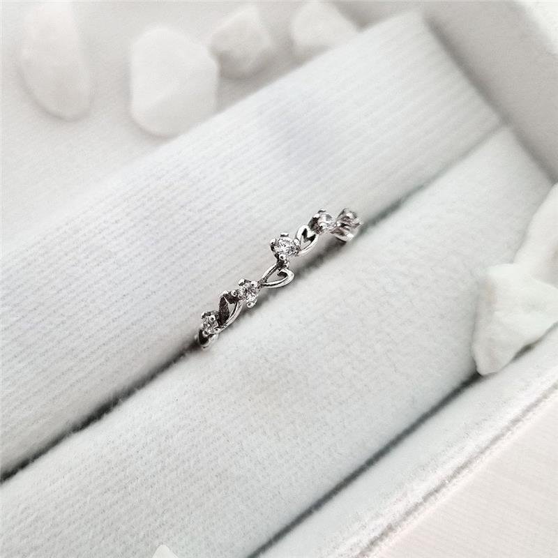 ANEL PRATA 925 CORAÇÕES VAZADOS E PEDRAS