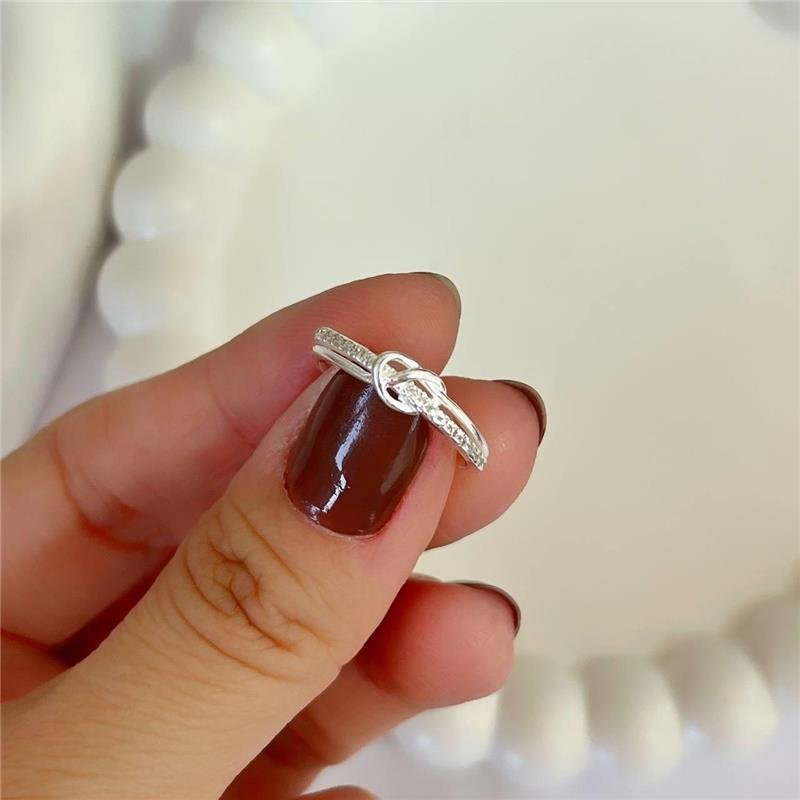 ANEL PRATA 925 DUAS LINHAS LISA CRAVEJADA NÓ