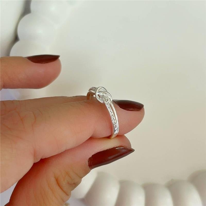 ANEL PRATA 925 DUAS LINHAS LISA CRAVEJADA NÓ