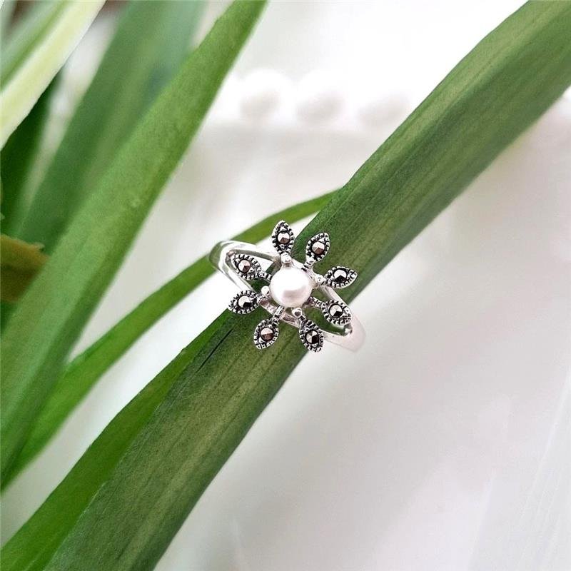 ANEL PRATA 925 FLOR COM PÉROLA