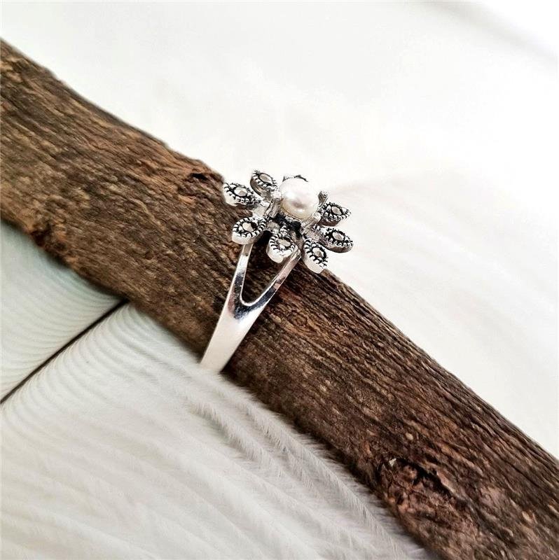 ANEL PRATA 925 FLOR COM PÉROLA