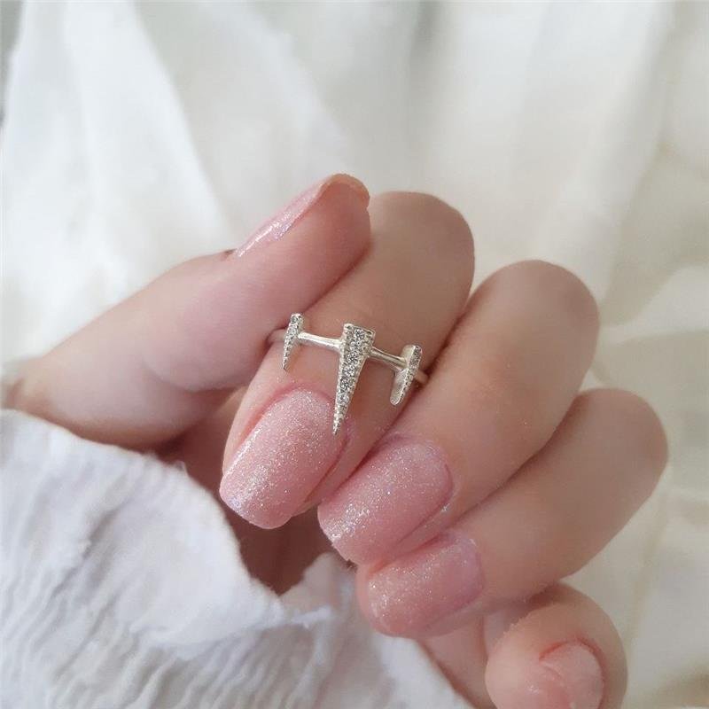 ANEL PRATA 925 GEOMÉTRICO 3 PONTAS CRAVEJADAS