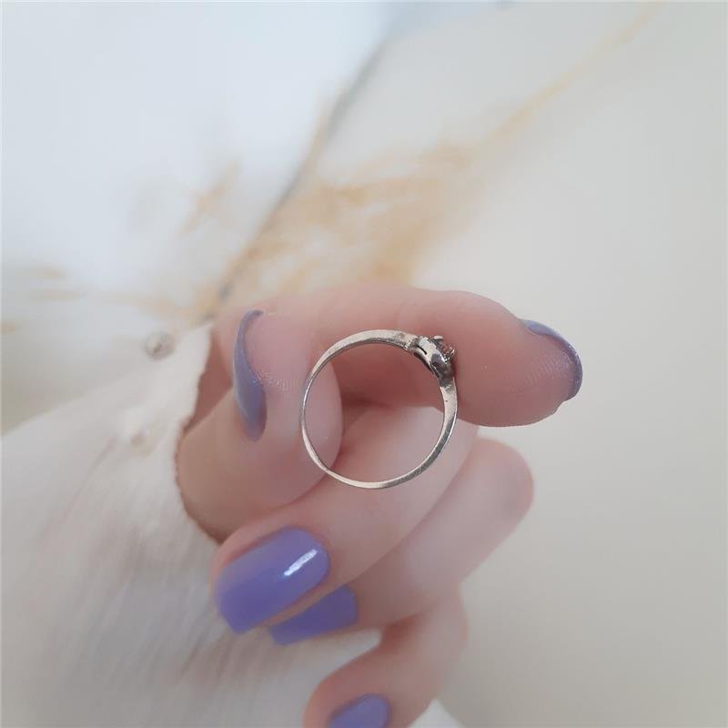 ANEL PRATA 925 GEOMÉTRICO GOTA COM PEDRA