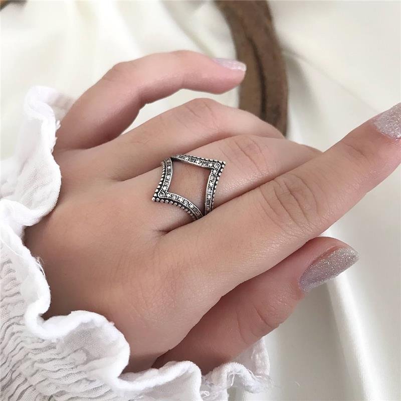 ANEL PRATA 925 GEOMÉTRICO LOSANGO COM PEDRA