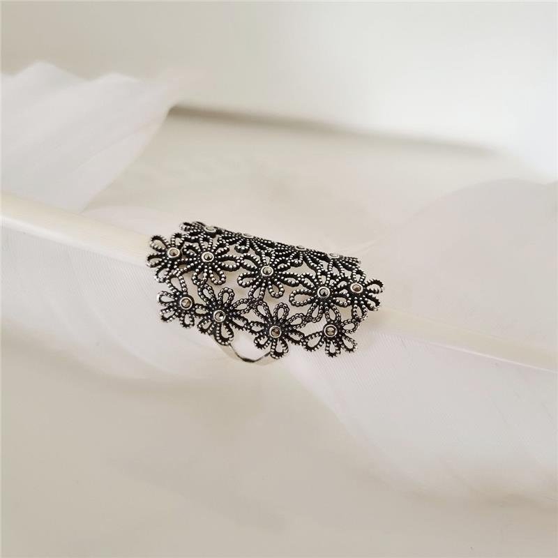 ANEL PRATA 925 GRANDE DE FLORES COM MIOLO CRAVEJADO