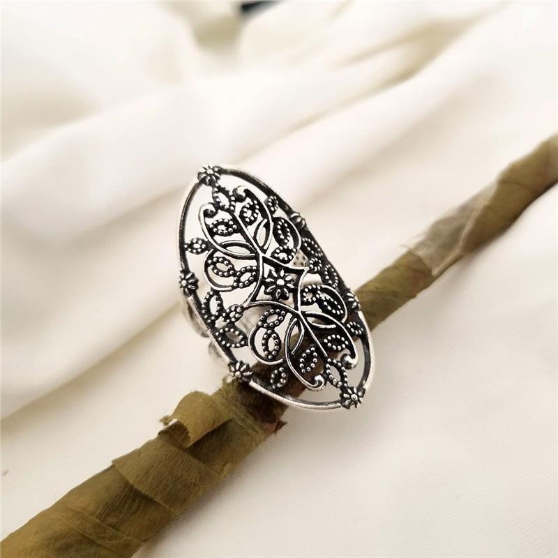 ANEL PRATA 925 GRANDE OVAL FLORES E FOLHAS