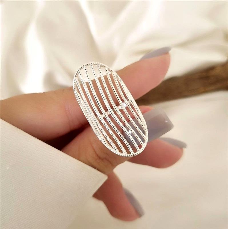 ANEL PRATA 925 GRANDE OVAL LINHAS