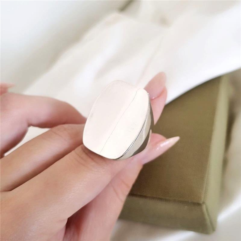 ANEL PRATA 925 GRANDE RETÂNGULO ABAULADO ELETROFORMAÇÃO