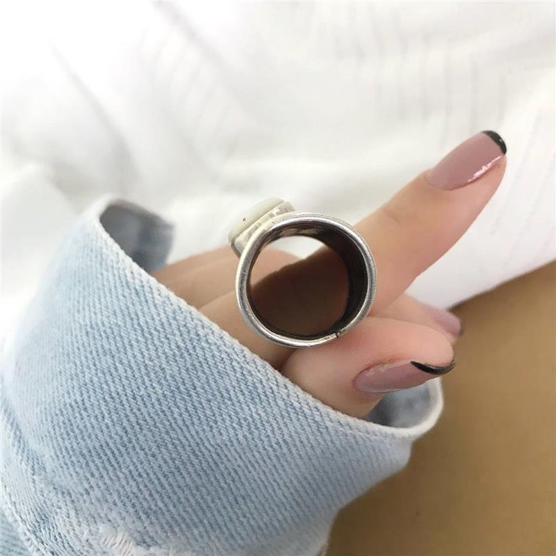 ANEL PRATA 925 GRANDE TRANÇADO COM PEDRA