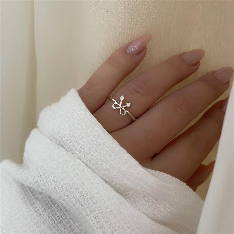 ANEL PRATA 925 LACINHO COM ZIRCÔNIA