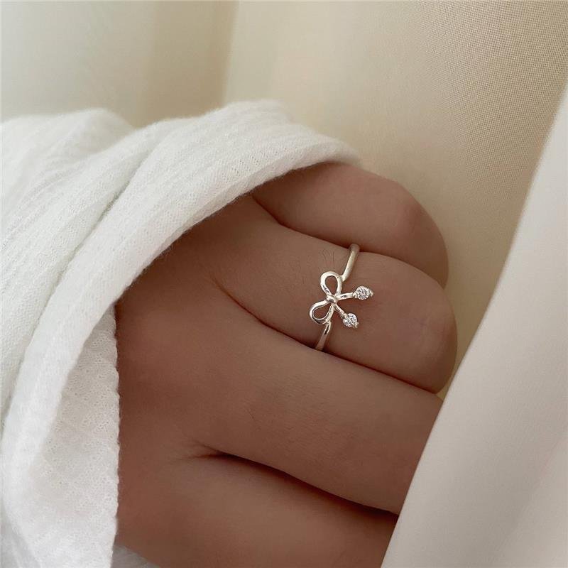 ANEL PRATA 925 LACINHO COM ZIRCÔNIA