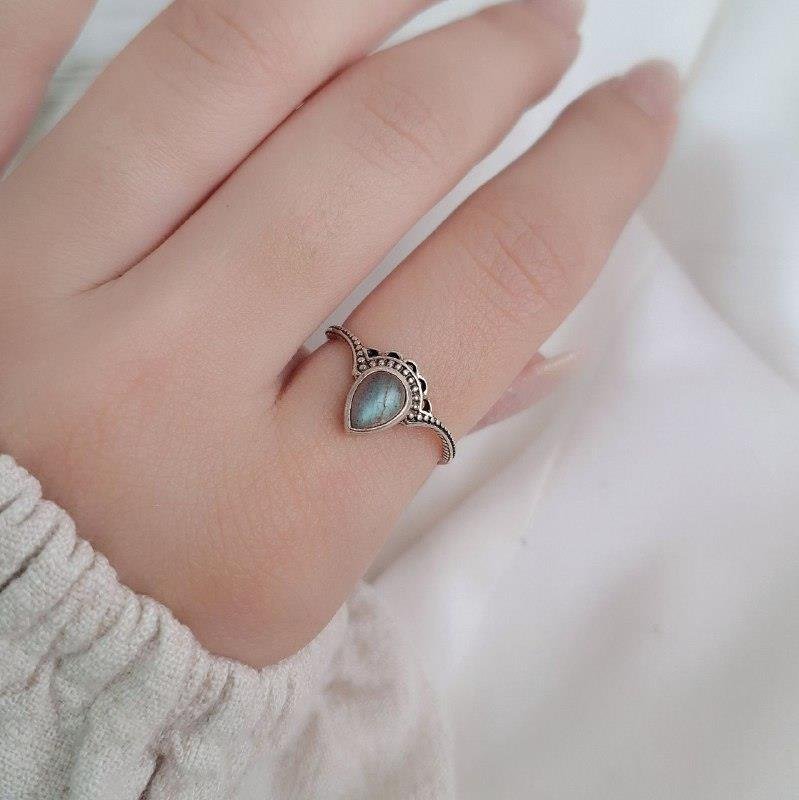 ANEL PRATA 925 LEQUE PEDRA NATURAL GOTA