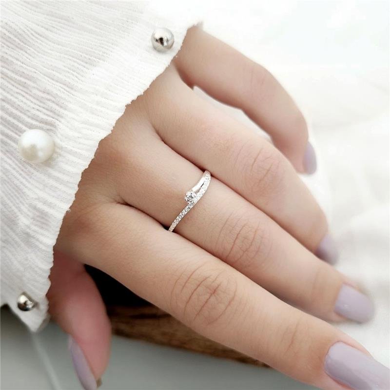 ANEL PRATA 925 LINHA CRAVEJADA E RAMO SOLITÁRIO