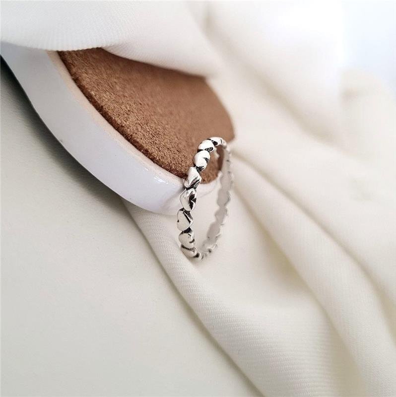 ANEL PRATA 925 LINHA DE CORAÇÕES LISOS