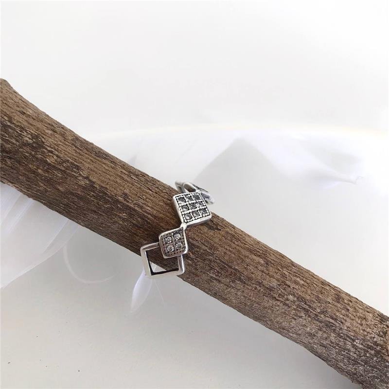 ANEL PRATA 925 LOSANGOS COM PEDRA