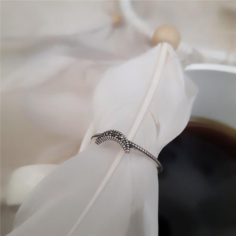 ANEL PRATA 925 MEIA LUA COM MARCASSITA