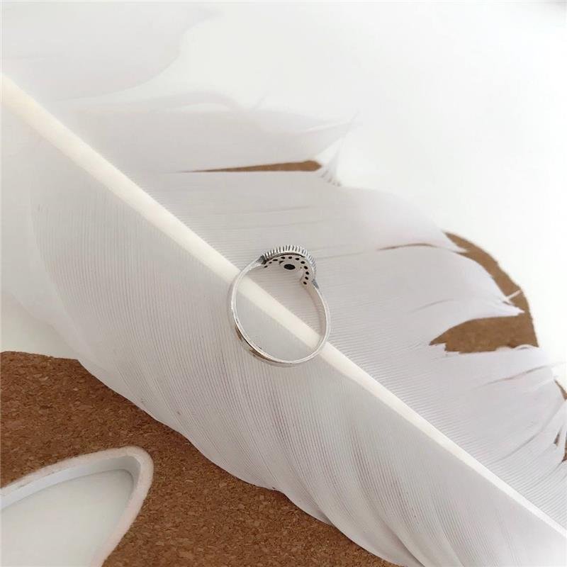 ANEL PRATA 925 MEIO CÍRCULO COM PEDRA