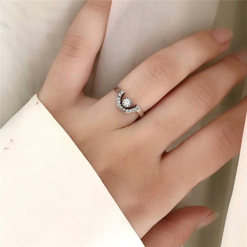 ANEL PRATA 925 MEIO CÍRCULO COM PEDRA