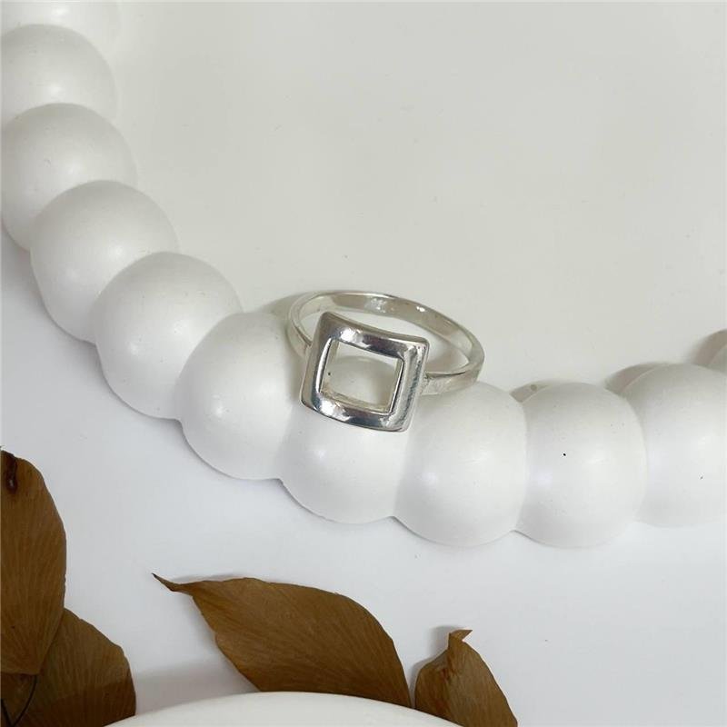 ANEL PRATA 925 MINIMALISTA LISO FORMA GEOMÉTRICA QUADRADO