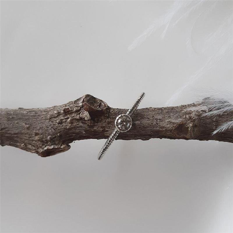 ANEL PRATA 925 NOIVADO ARO FINO COM PEDRA