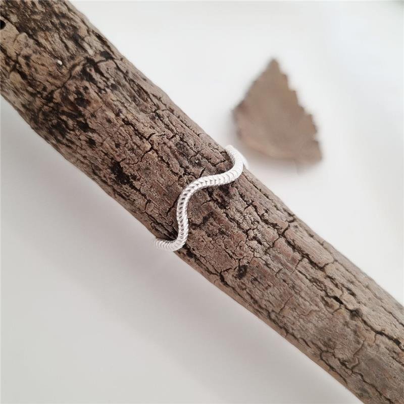 ANEL PRATA 925 ONDULADO ARO TRABALHADO