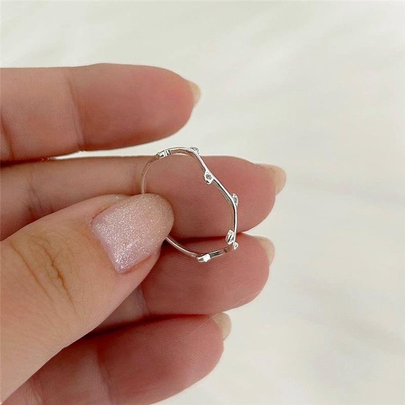 ANEL PRATA 925 ONDULADO RAMOS FOLHAS CRAVEJADO