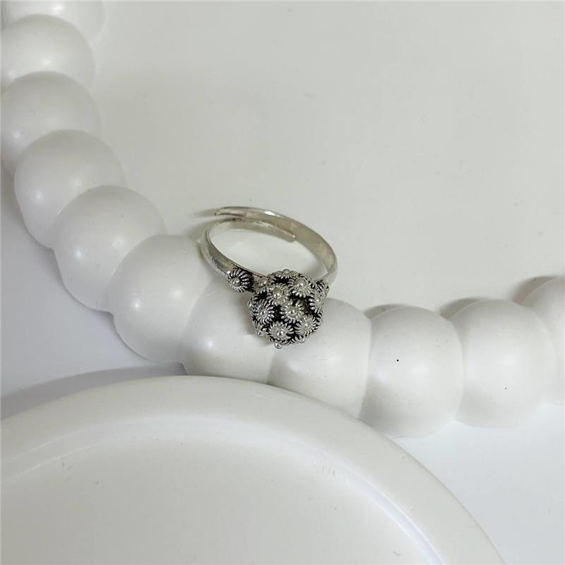 ANEL PRATA 925 REGULÁVEL BOLA DECORADA FLORZINHAS