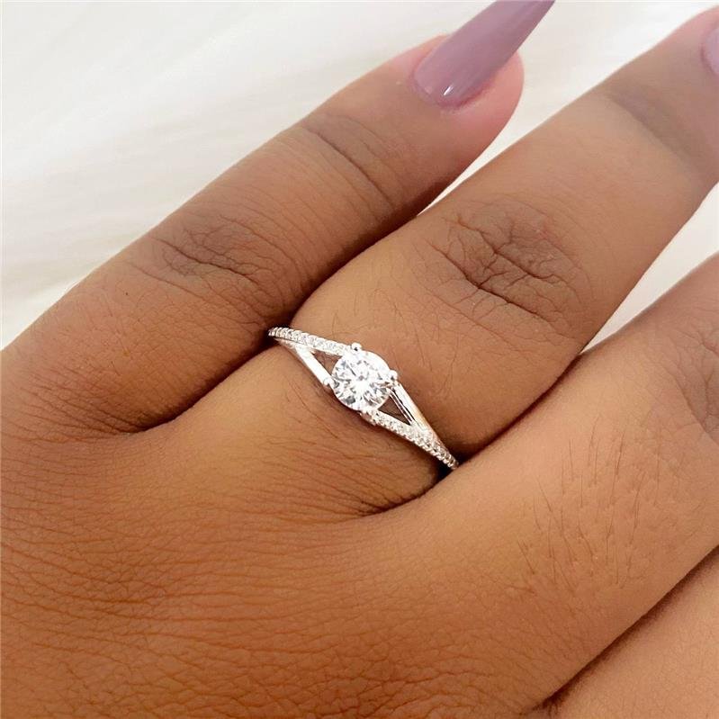 ANEL PRATA 925 SOLITÁRIO 2 LINHAS CRAVEJADAS