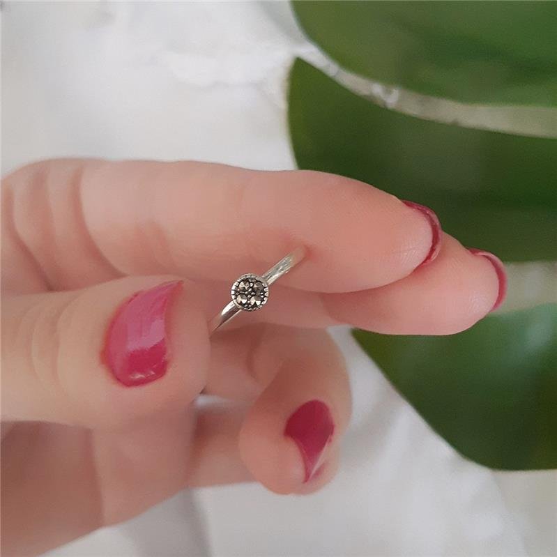 ANEL PRATA 925 SOLITÁRIO CHUVEIRINHO PEQUENO MARCASSITAS