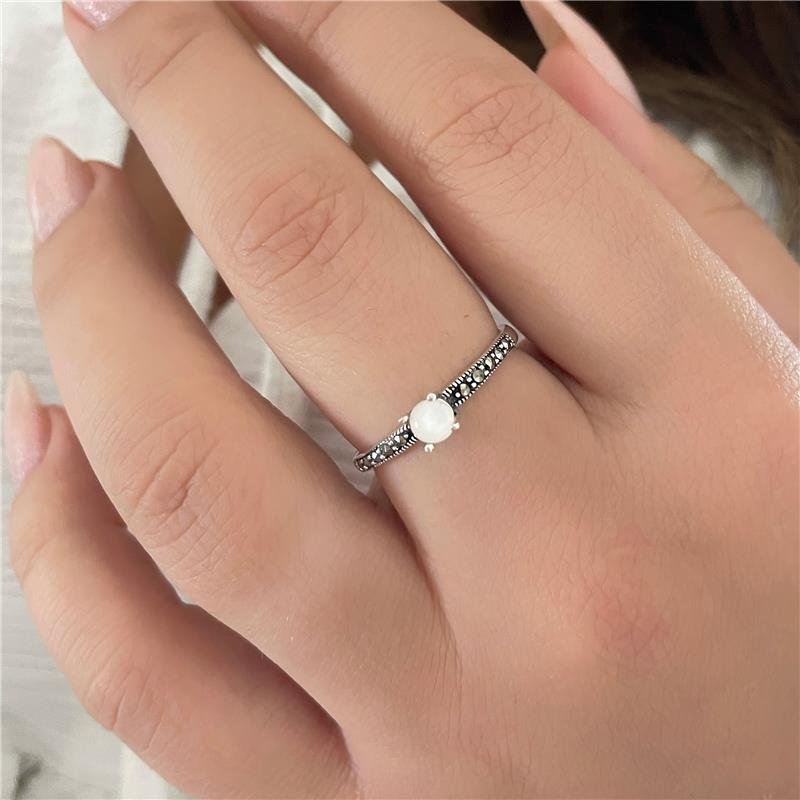 ANEL PRATA 925 SOLITÁRIO COM PEDRA NATURAL