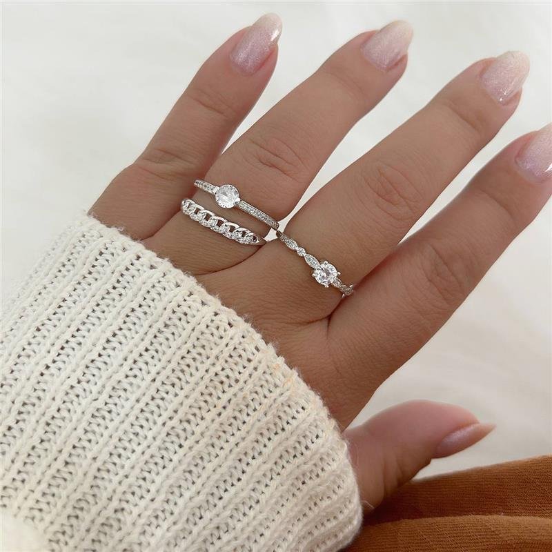 ANEL PRATA 925 SOLITÁRIO COM ZIRCÔNIAS