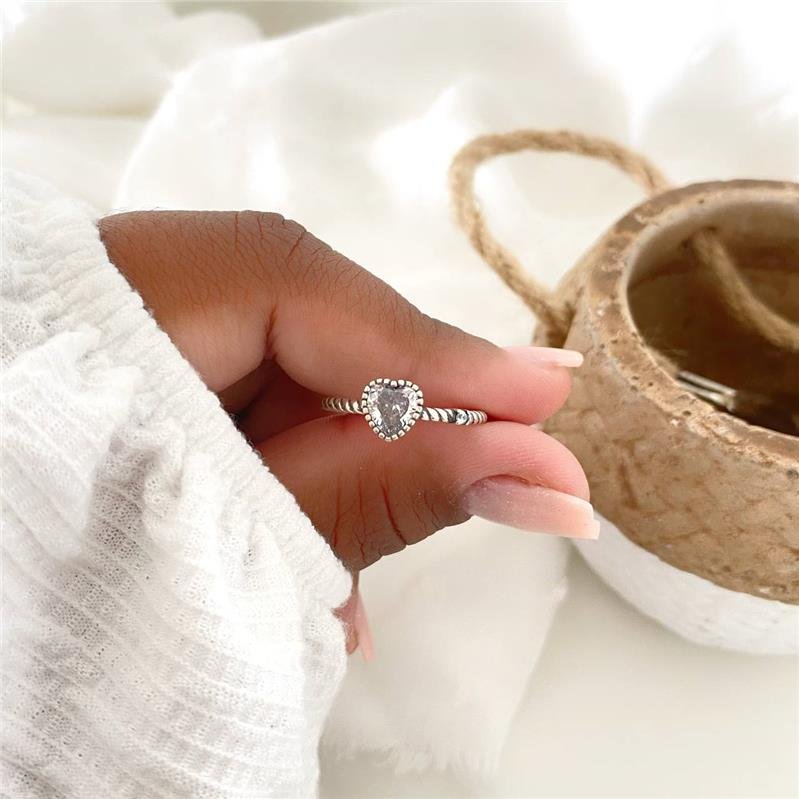 ANEL PRATA 925 CORAÇÃO ALTO PEDRA LATERAL