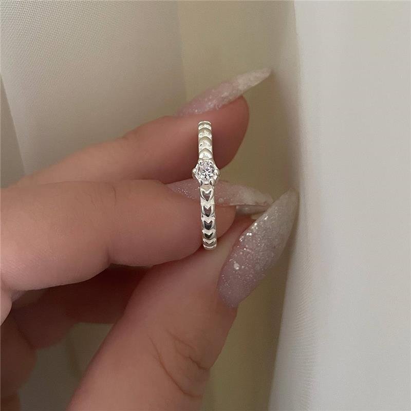 ANEL PRATA 925 SOLITÁRIO CORAÇÕES NA LATERAL