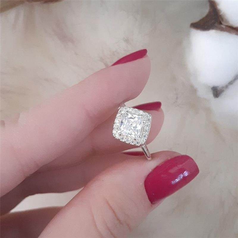 ANEL PRATA 925 SOLITÁRIO LOSANGO CRAVEJADO